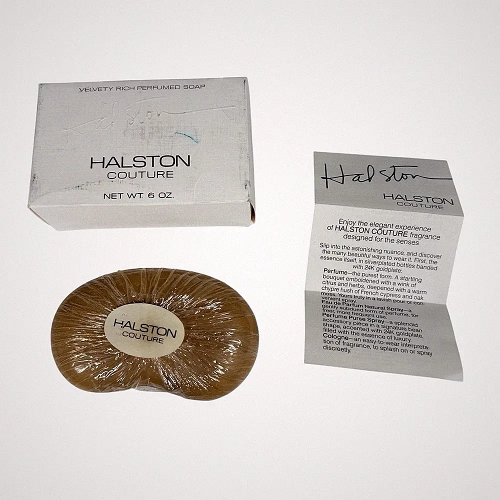 Vintage Halston Couture Perfumed Bar Soap 6 oz Kidney Bean Shape Sealed New